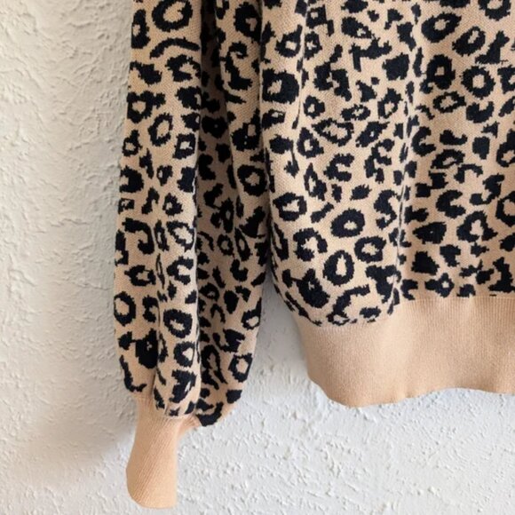 Cheetah Print Sweater NWOT - Picture 3 of 5